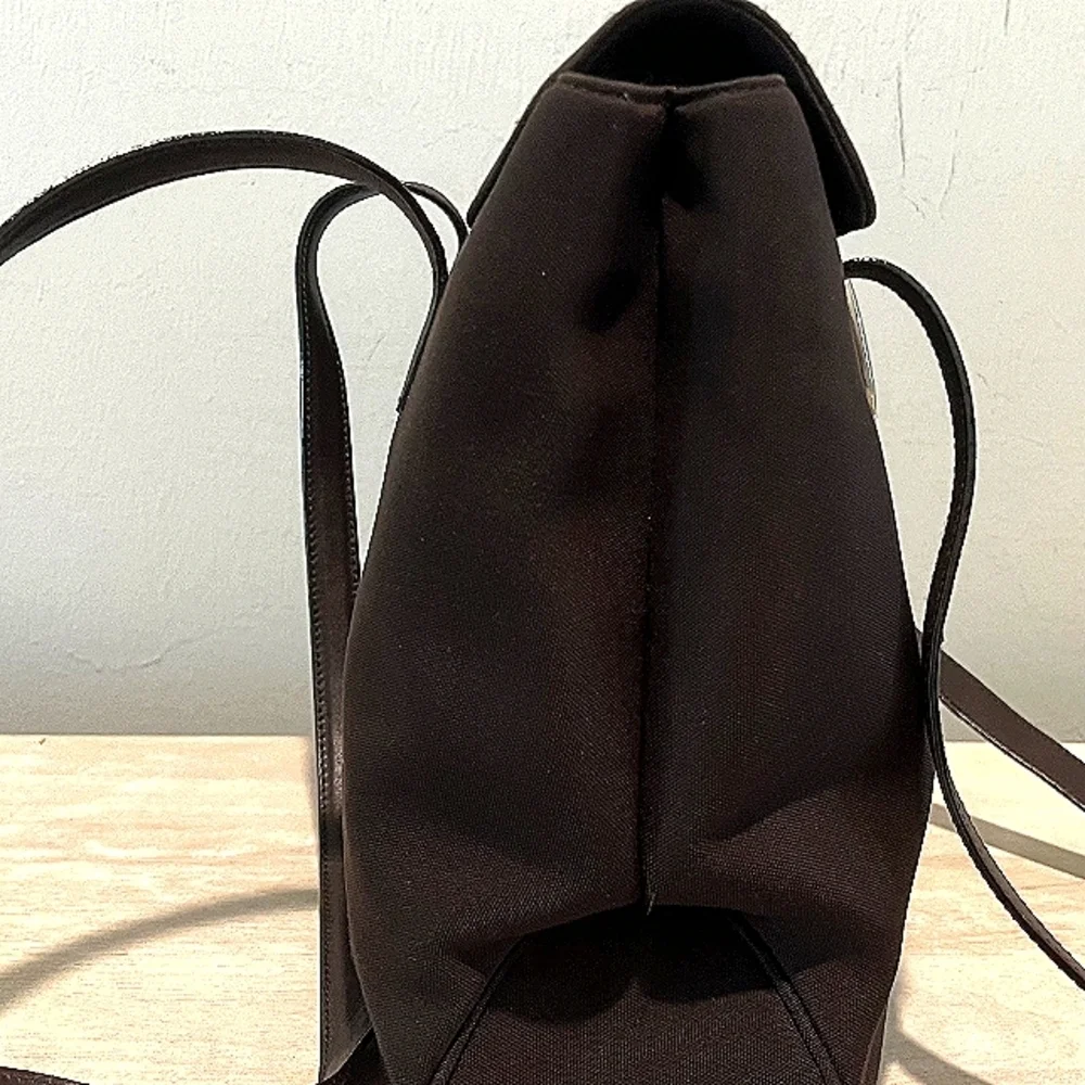 Luxurious Salvatore Ferragamo Vara Shoulder Bag in Dk Brown Nylon & Leat…